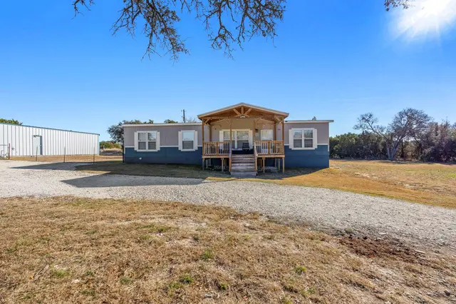 300 Private Road 3221 Pr