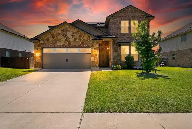 5102 Primavera Ln
