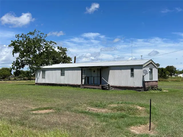 204 N 4th St