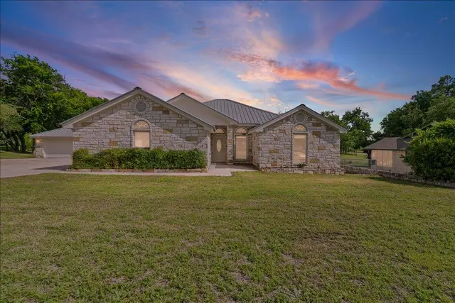 1703 Wofford Dr