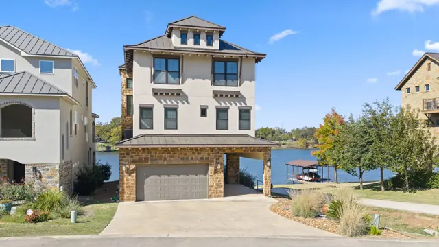 624 Waterside Dr