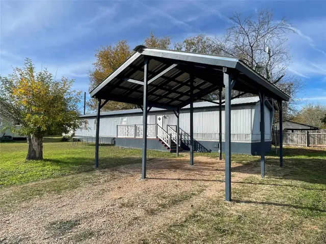 113 Elizabeth Dr