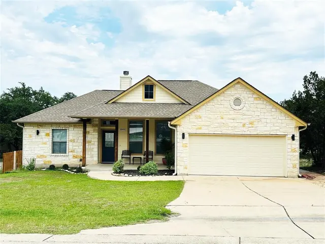 18401 Lakeland Dr