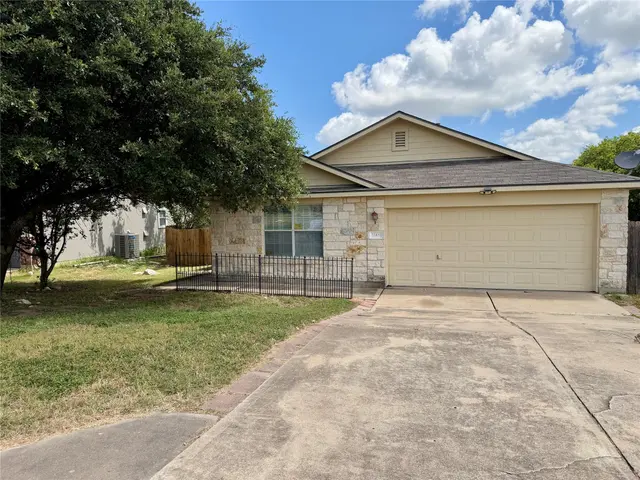 1148 Amberwood Loop