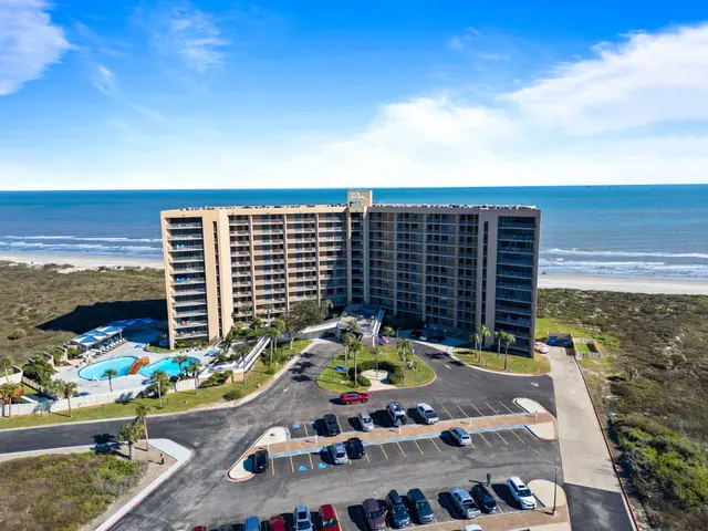 6649 Seacomber Dr #310