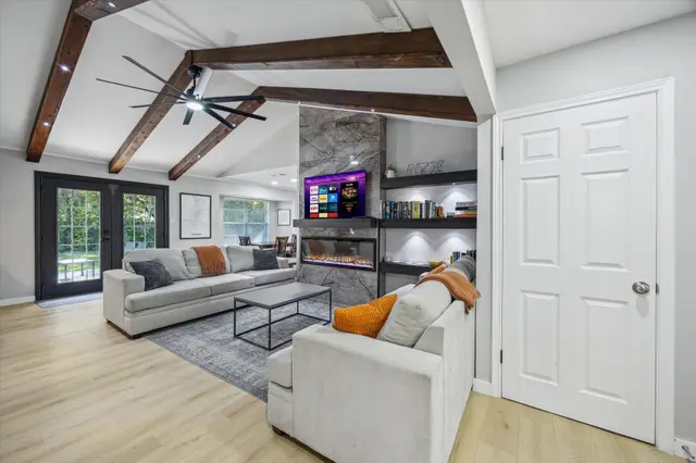 10414 Quail Ridge Dr
