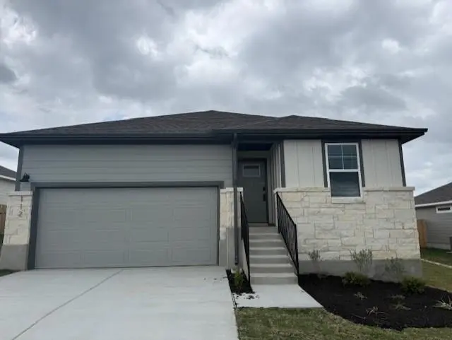 112 Hayburner Rd