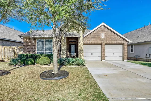 2416 BURBERRY Ln