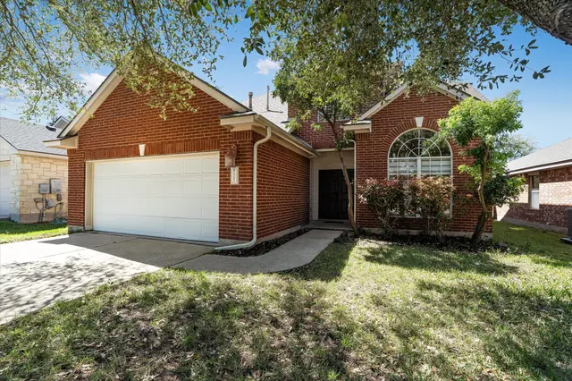 2207 Clover Ridge Dr