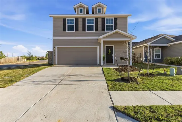 1140 Cattail Ln