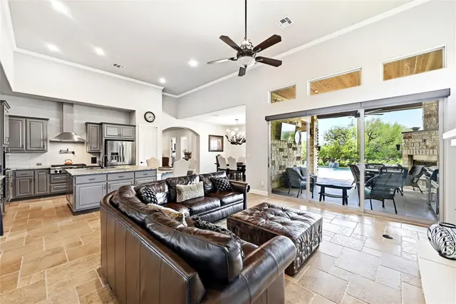 120 Applewood Dr