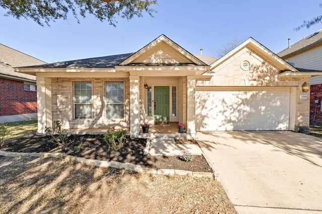 20404 Farm Pond Ln
