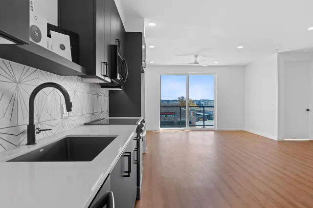 2165 Gabriels Pl #1313