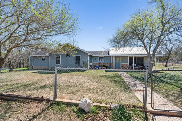 137 Scarlet Oaks Dr