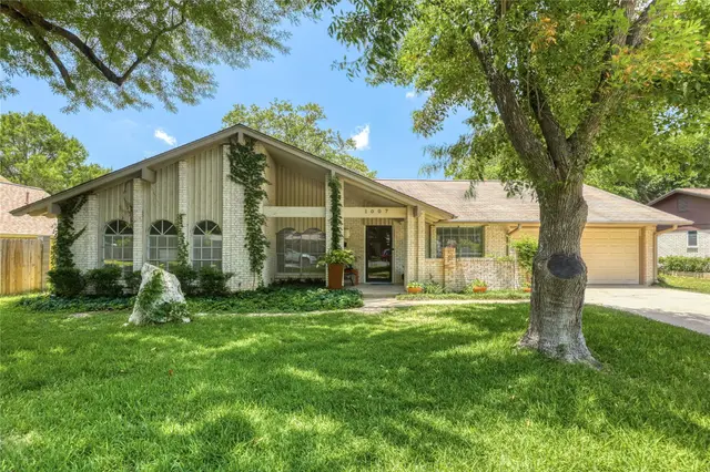 1007 Quail Park Dr