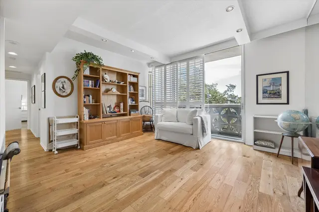 1801 Lavaca St #3M