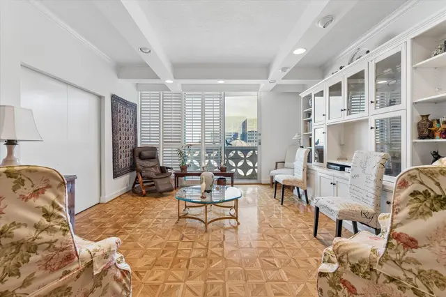 1801 Lavaca St #6E