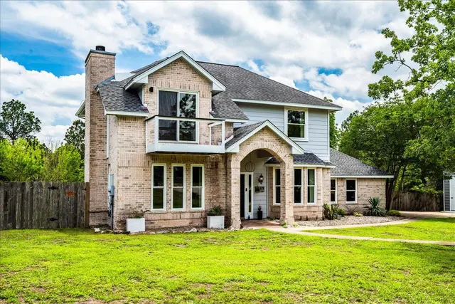 171 N Pin Oak Xing