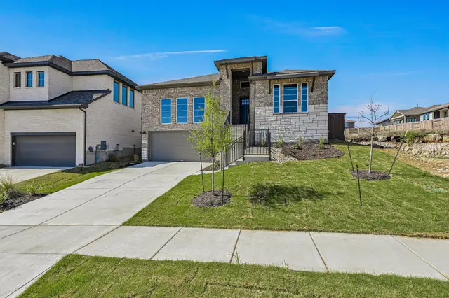 427 Fountain Grass Dr