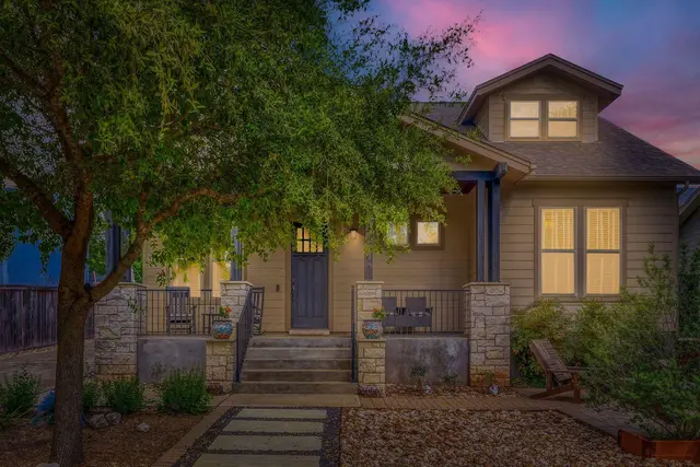 2913 Chisholm Trl