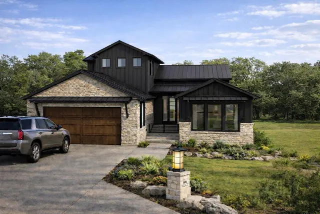 309 Grove Ct