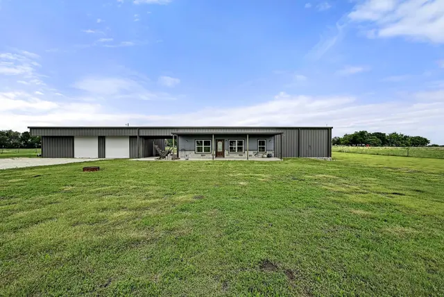 1608 County Road 204