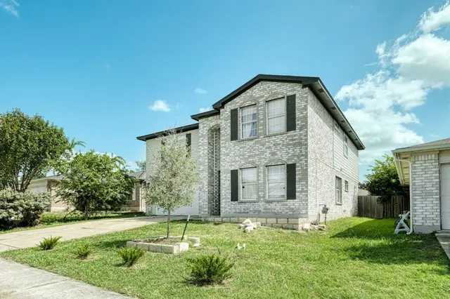 3808 Julianas Way