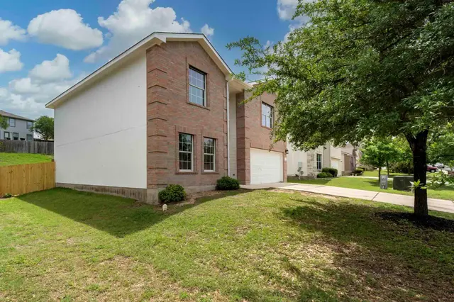 208 Dandelion Loop
