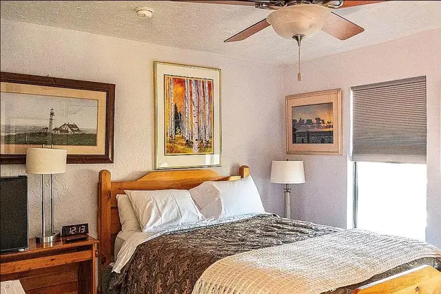 11 Cypress Fairway Vlg