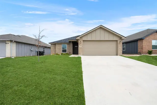 1526 Sideoats Ln