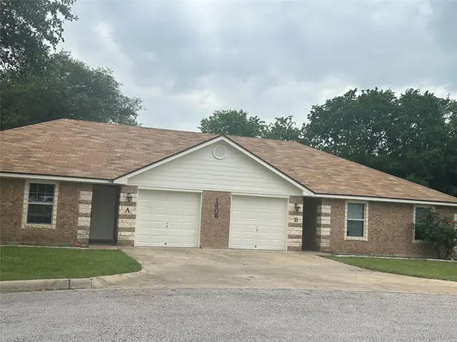 1608 Libby Ln