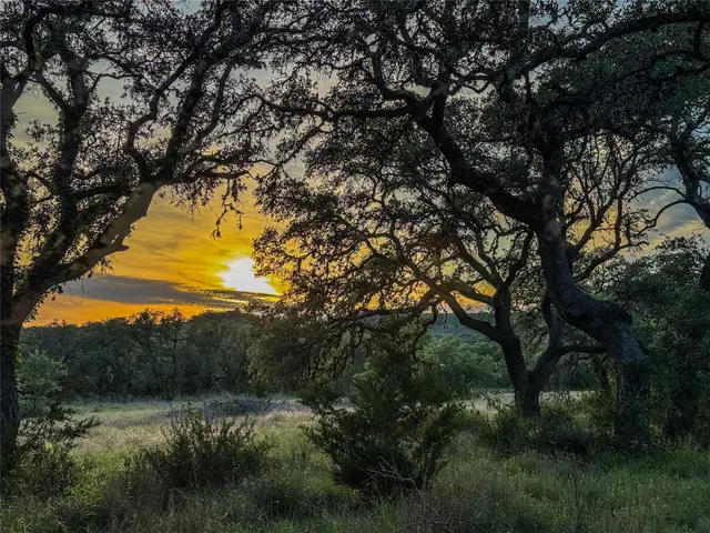 3513 N Us Highway 281