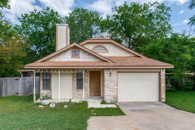 1121 Peggotty Pl