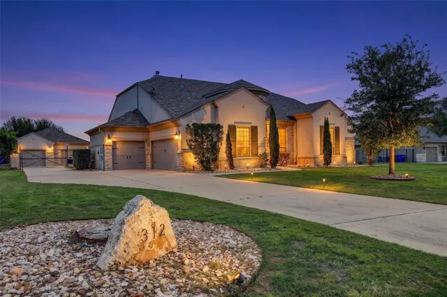 312 Flintlock Dr