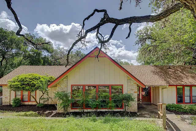25 Shady Grove Ln