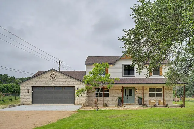 200 E Meadow Ln
