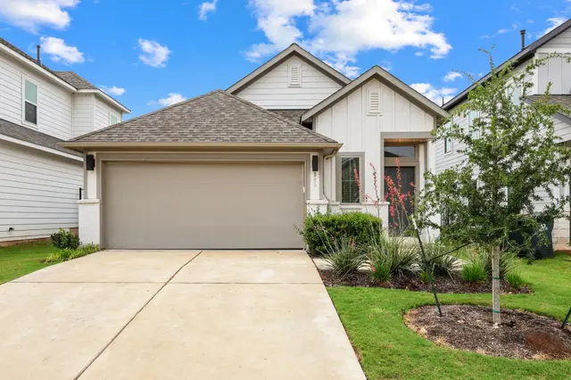 305 Banyon Dr