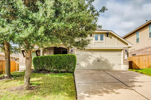 124 Compass Ln