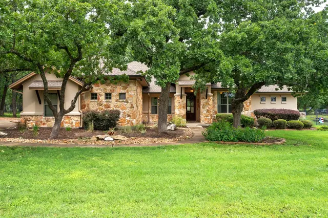 216 Independence Dr