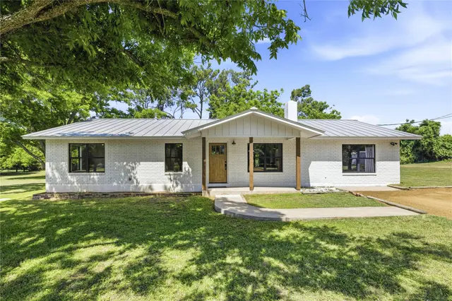 125 W Lower Crabapple Rd
