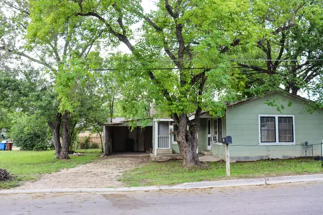 803 Third St