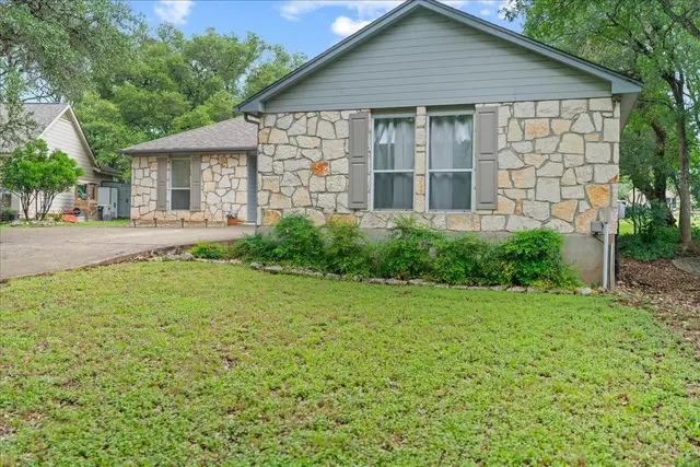 15 Spalding Cir