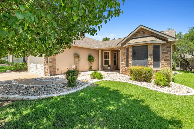 403 Dove Hollow Trl