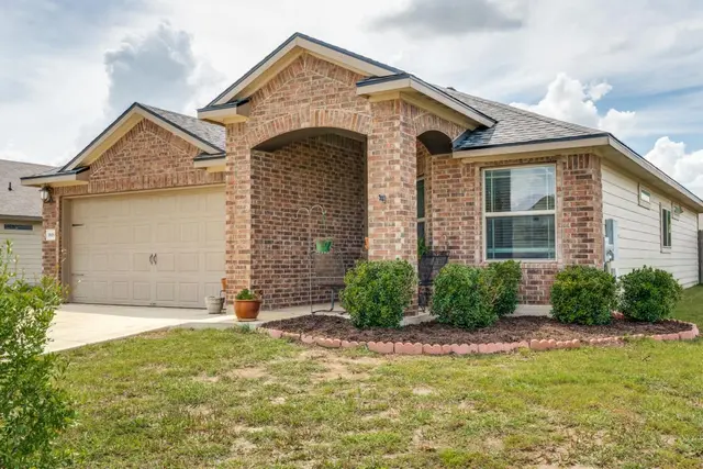 1618 Woodlands Dr