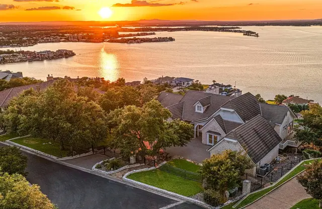 105 Dalton Cir